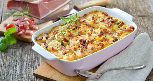 Cremiges Kartoffel-Gratin mit Speck und Käse...